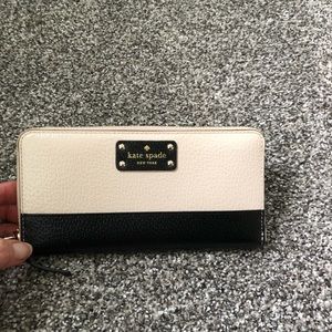 Kate Spade Large Continental Wallet